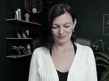 VivianWILD  live sex cam
