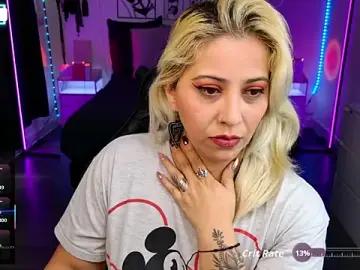 Blackwidow_s1  live sex cam