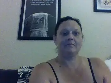 Lilsexy83  live sex cam