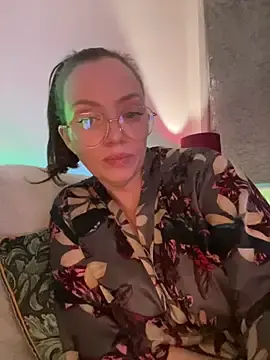 FemDom_RubyKnightXXO  live sex cam