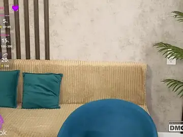 Holl1Would  live sex cam