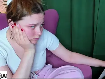 Lasly_Fox  live sex cam
