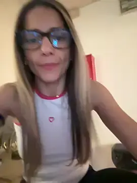 PlayfulShow  live sex cam