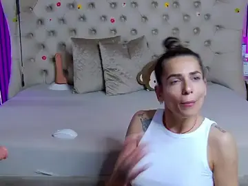 PlayfulShow  live sex cam