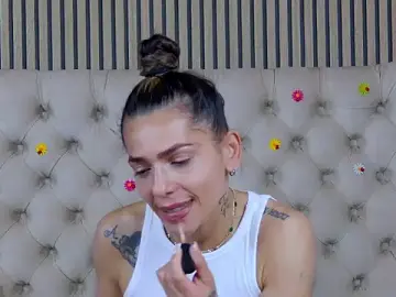 PlayfulShow  live sex cam