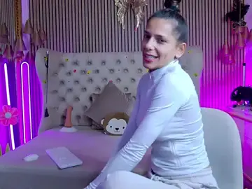 PlayfulShow  live sex cam