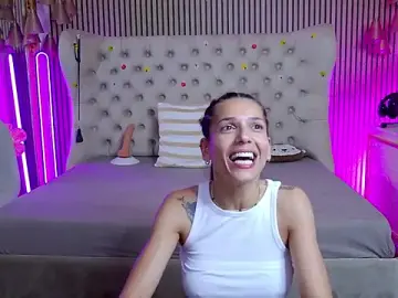 PlayfulShow  live sex cam