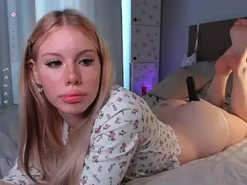 Rarrity  live sex cam