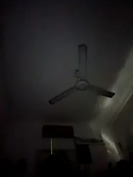 Yayathong  live sex cam