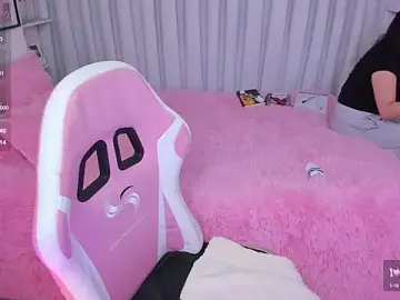Misshoneyxxx  live sex cam