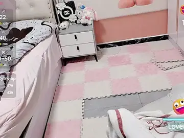 Zhnlky  live sex cam