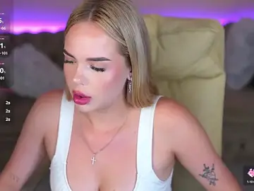 AuroraMore  live sex cam