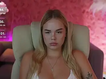 AuroraMore  live sex cam