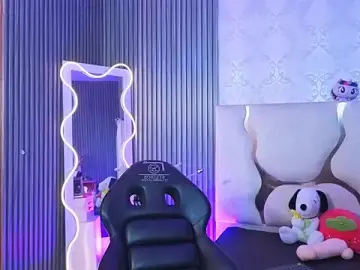 Andrea_tay1  live sex cam