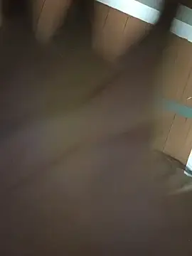 Vienahcarter  live sex cam