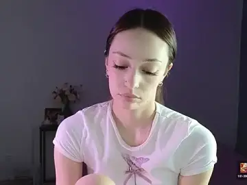 BabyTerrie  live sex cam