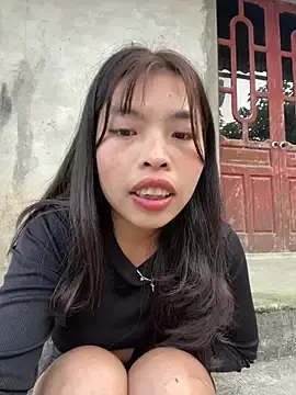 Hikomy-  live sex cam