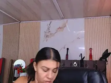 Juliet_Nasty  live sex cam
