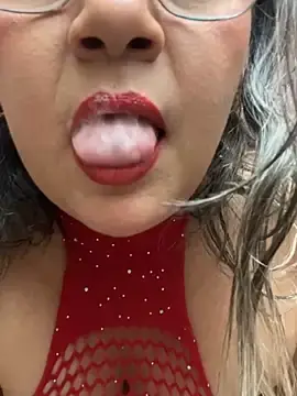 Lucy_Milf_474  live sex cam