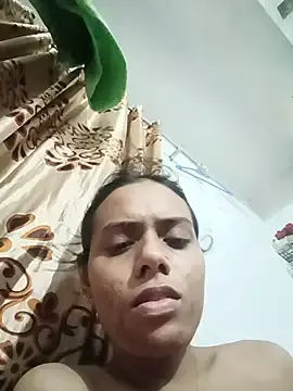 Naina90  live sex cam