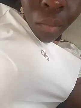 Amelinaqueen  live sex cam