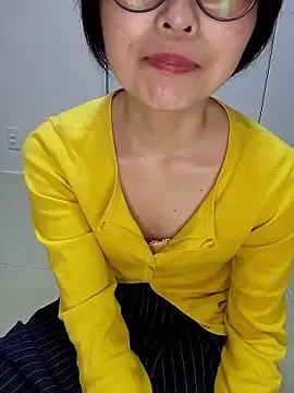 Xx_Honoka_xx  live sex cam