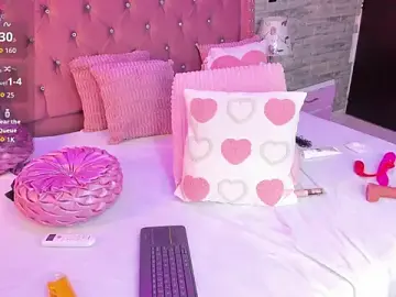 EmmaKors_  live sex cam