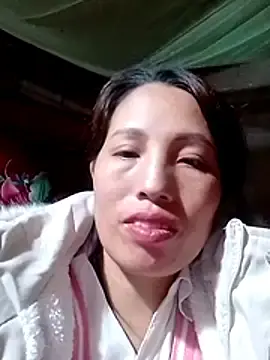 Gummiesu  live sex cam