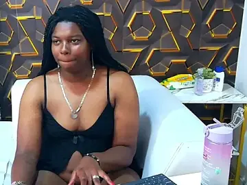 Blackvelvet013  live sex cam