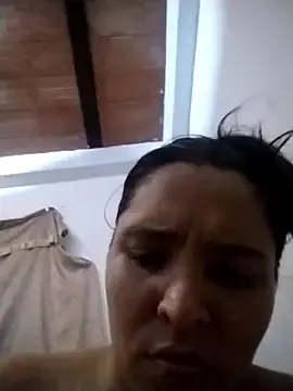 Roxy_milffoxy  live sex cam