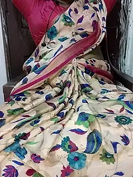 Yours-kavaya  live sex cam