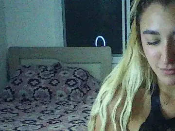 LunaVelvvet  live sex cam