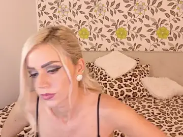 SarahKatte  live sex cam