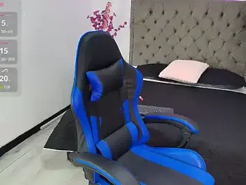 Scarlet_Luvv_  live sex cam