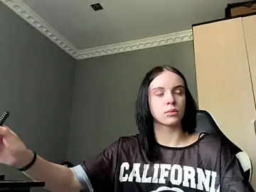 Illiebilish  live sex cam