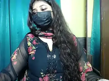 -Queenie  live sex cam