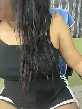 Tamil_Azhagie  live sex cam