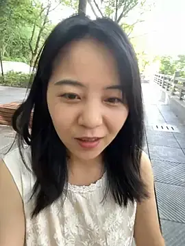 Ccyun666  live sex cam