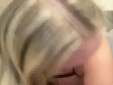 Samemilymilf  live sex cam