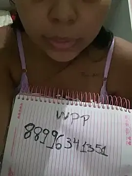 Silvinha_001  live sex cam