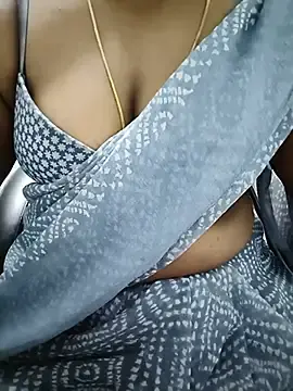 Tamilsoya  live sex cam