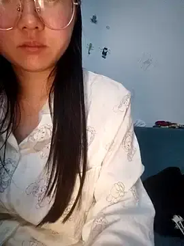 Yehua001  live sex cam