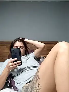 AntoniaHottie  live sex cam