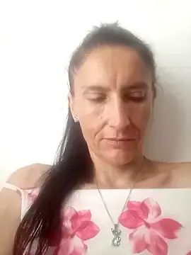 ChocolateVi  live sex cam