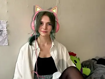 CrystallineArishka  live sex cam