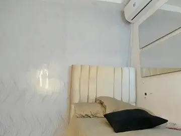 Hilary_caicedo  live sex cam