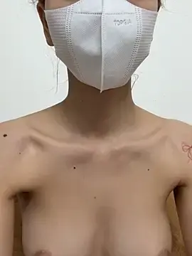 Lucy-Gold  live sex cam