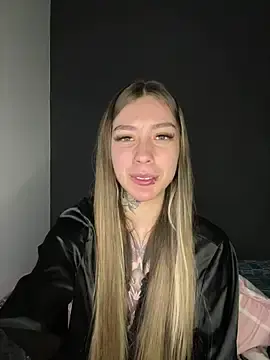Alyssa_22  live sex cam