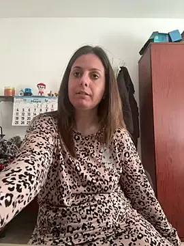 Larubia26  live sex cam