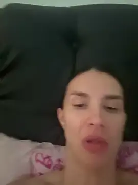 Ruby2sexy  live sex cam